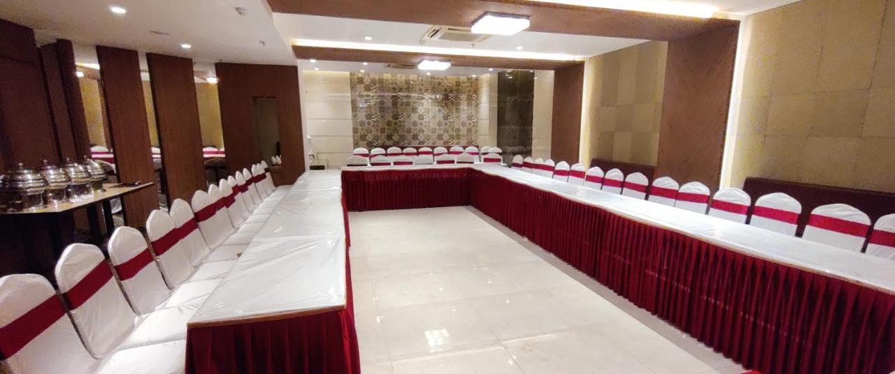 Hotel Grand Mookambika Navi Mumbai Exterior foto